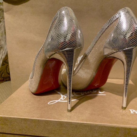 100% Authentic Christian Louboutin Silver Pumps - Picture 1 of 3